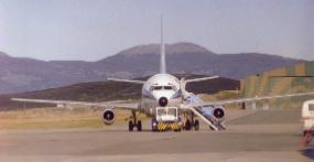 Boeing 737 - LV-LIW de Aerolíneas Argentinas en Ushuaia.