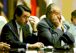 El Rey Juan Carlos y Josema Aznar "Dicen que estaban aburridos"  -  Fotograf? propiedad de La Raz? Internews