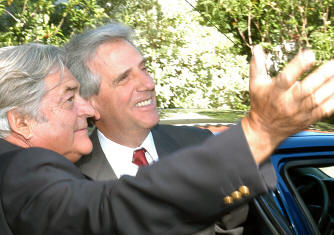 El ex Presidente Luis Alberto Lacalle y el Presidente Tabar?V?quez.