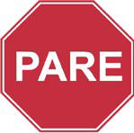 PARE!